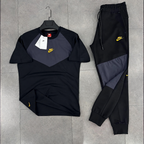 Tenue sport chic noire, sans logo Strada en bas de l'image
