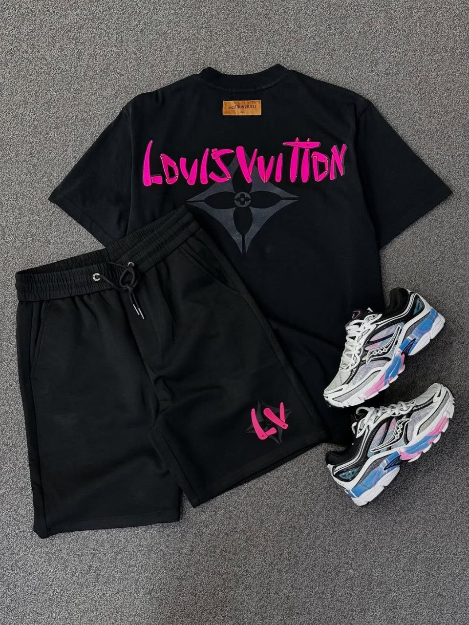 TU LV ROSE